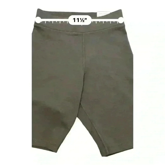 🆕NIKE Classic short. NWT, size small. - Picture 4 of 7